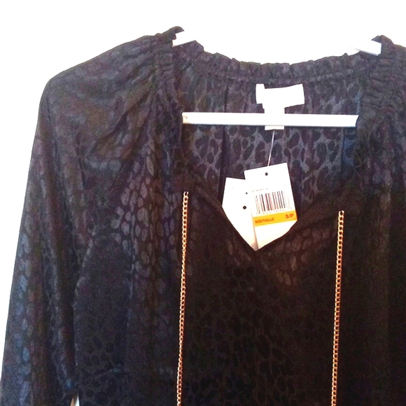 Micheal Kors Animal Print Ruffled Collar Blouse with Goldtone Chains - Picture 4 of 11